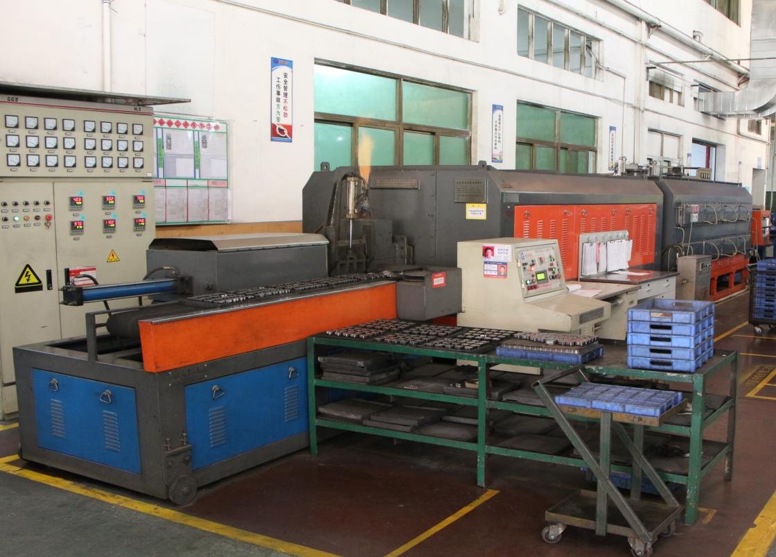 Continuous sintering furnace production line